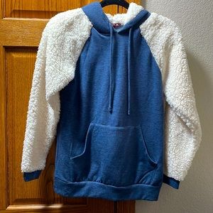 Navy hoody with white Sherpa sleeves